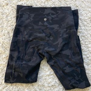 Lululemon Align leggings - 28 inch - Heritage 365 Camo Deep Coal Multi